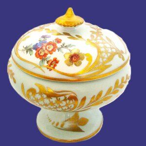 Limoges France porcelain 14K lidded trinket, candy stemed candy dish